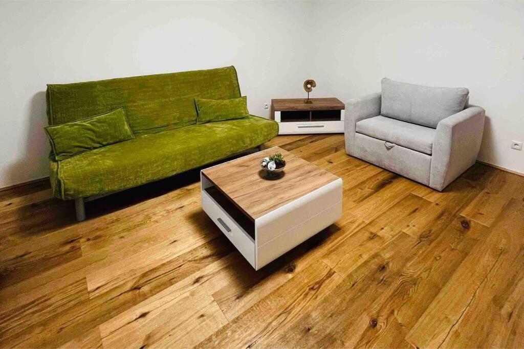 An Donau Apartment Wien